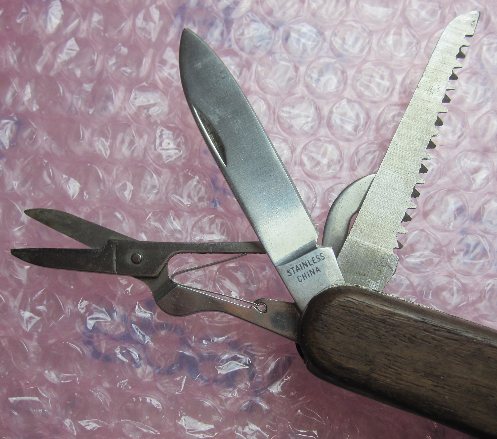 Multi Tool Pocket Knife 11 Tools Stainless Steel Blades Wood HandleMade in China