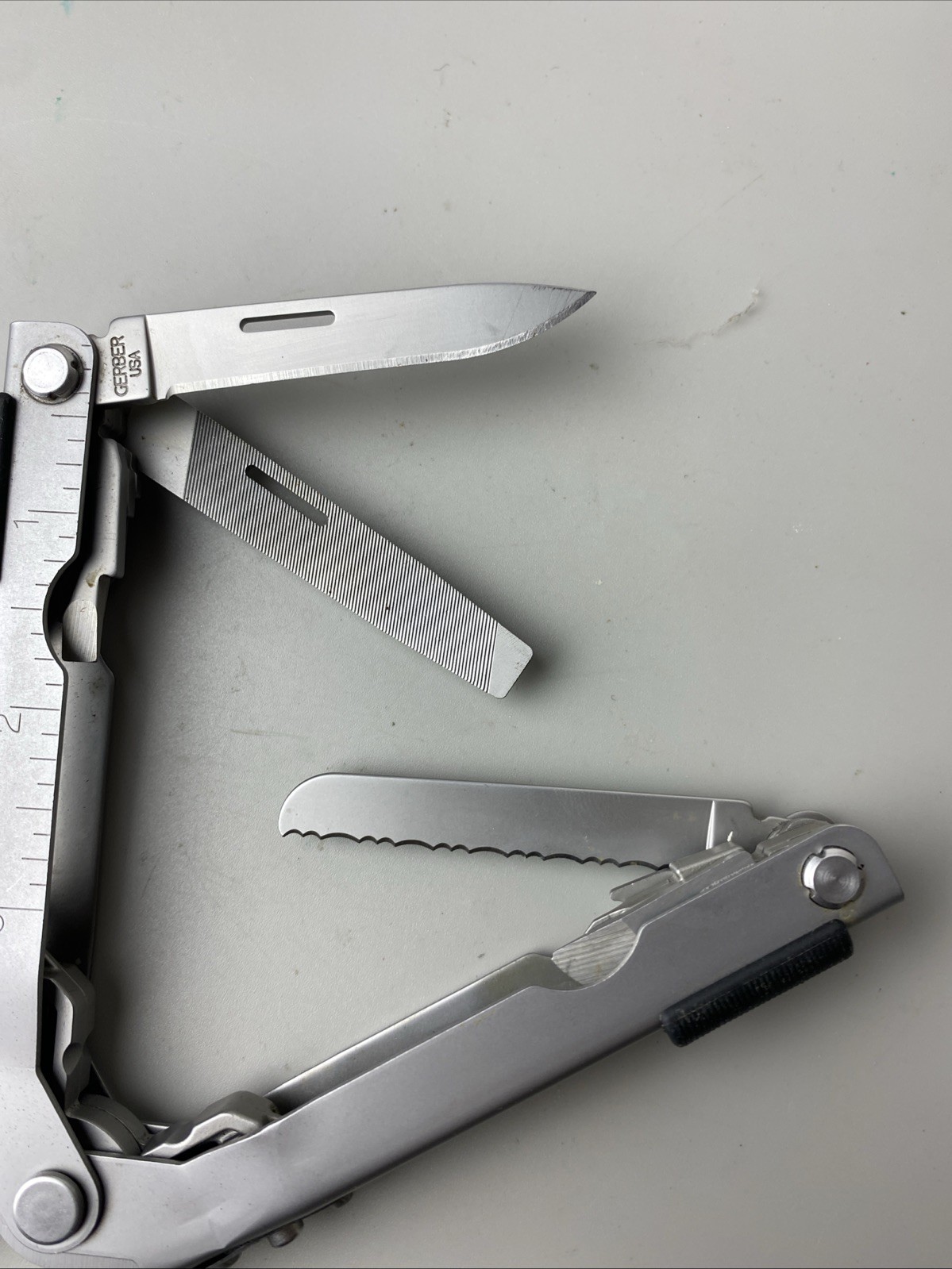 Gerber MP600 Stainless Steel Multi-Tool Needle Nose Pliers w/ Leather Sheath