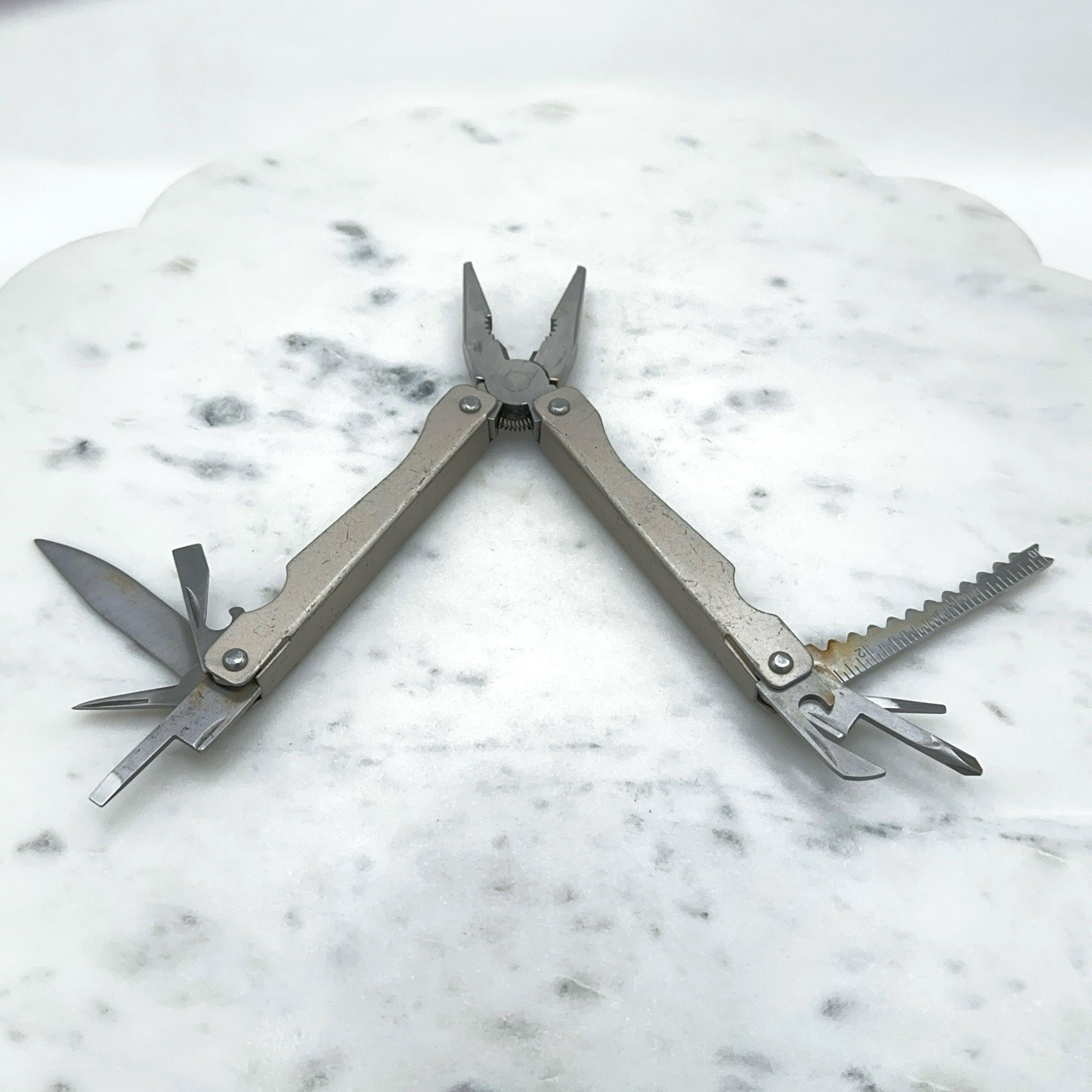Sheffield Stainless Steel Multi Tool Pliers Saw Screwdriver Pocket Knife 1200E