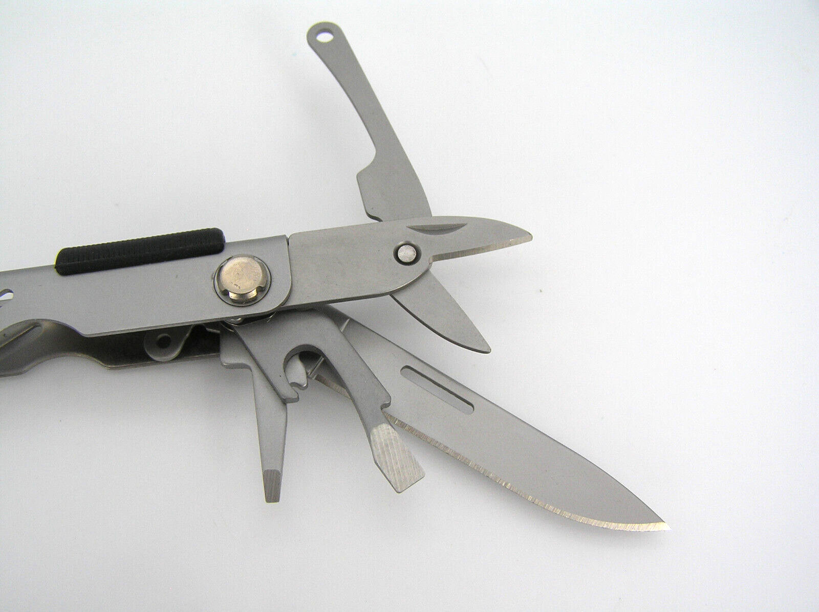 Gerber Fisherman MP400 Multi Tool w/ Sheath & Original Box Excellent Condition!