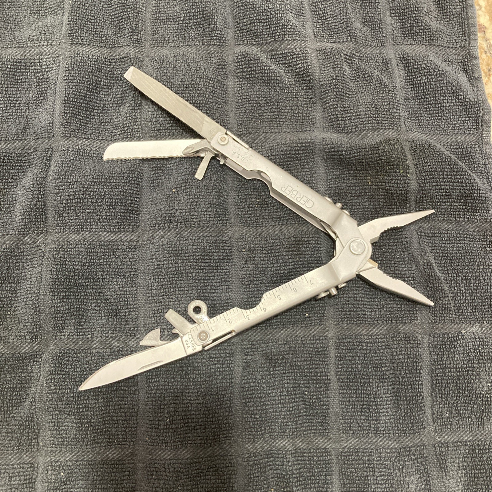 Gerber Multi-Plier Needle Nose Multi Tool