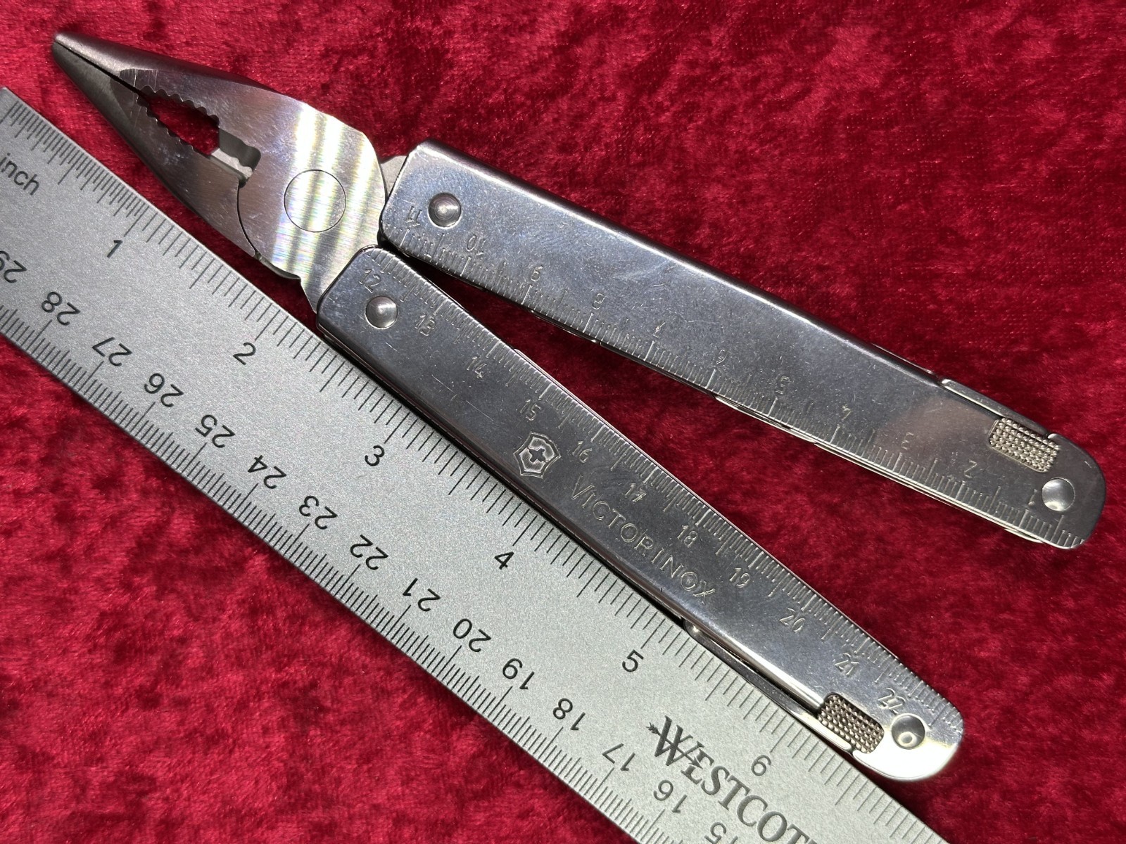 Victorinox SwissTool RS Rescue Stainless Steel Swiss Army Knife Multi-Tool (680)