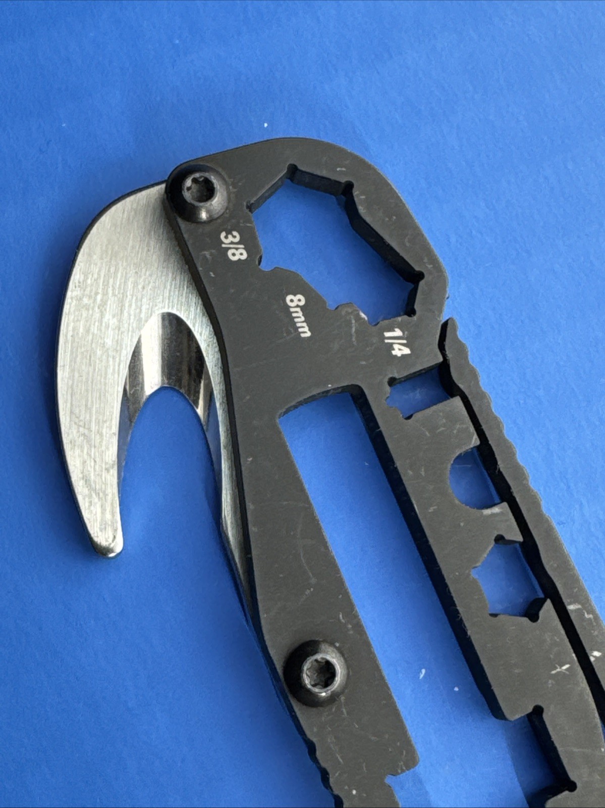 LEATHERMAN Pump Multi-Tool Black – tool only, no bits