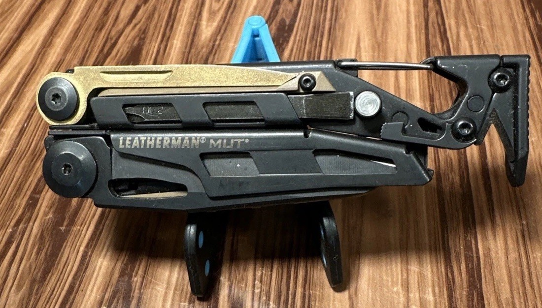 Leatherman MUT Multi Tool!