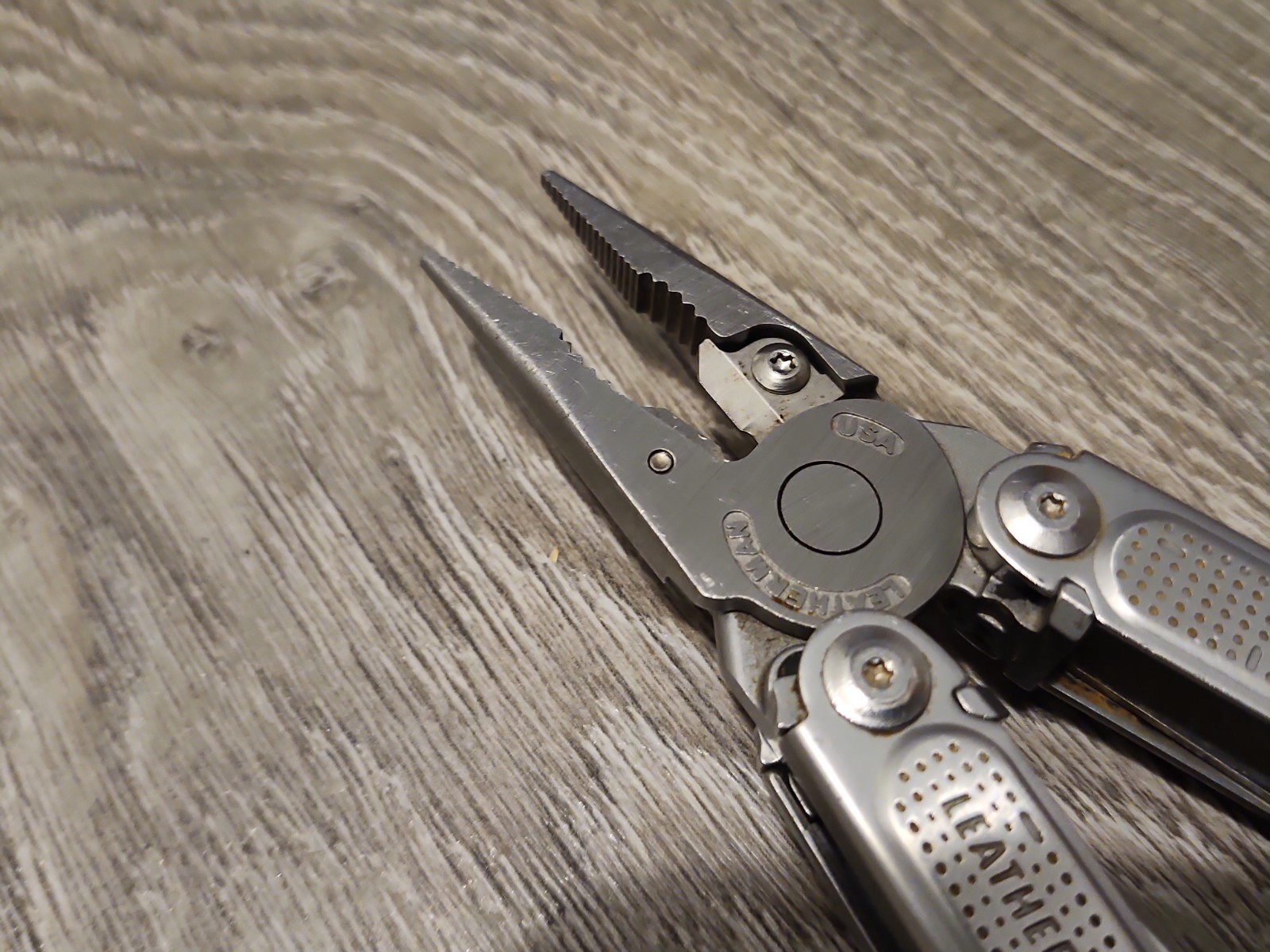 Leatherman Free P4 Multi-Tool – Used, Good Condition, Discontinued