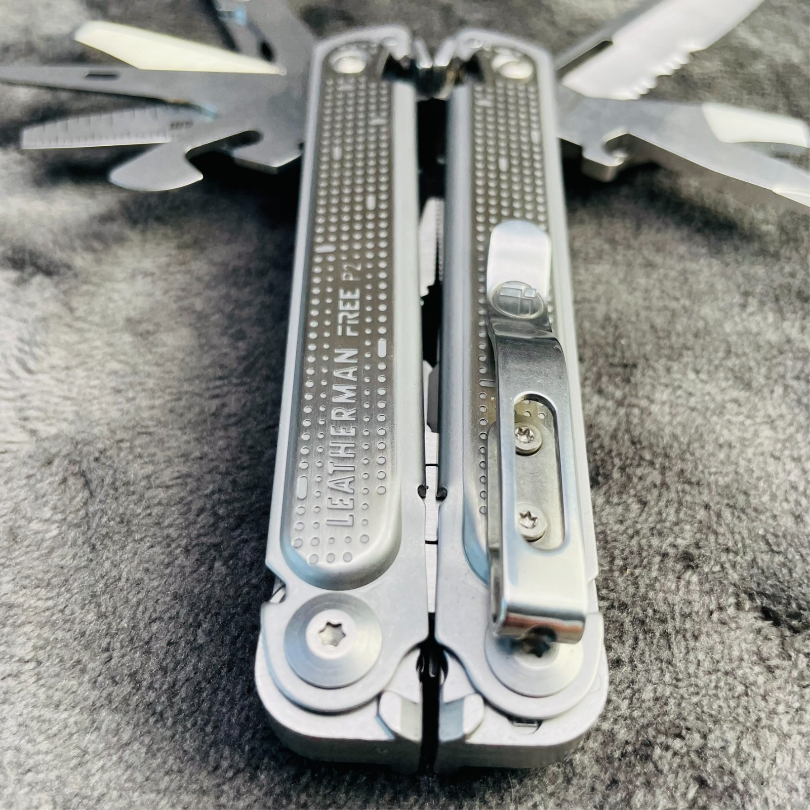 Leatherman Free P2 Multitool Discontinued New Open Box