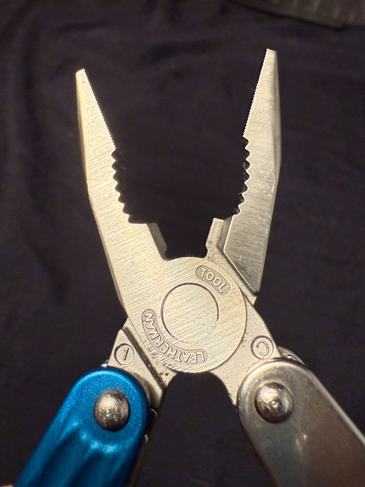 Leatherman Juice CS4 Blue & Silver Multi Tool