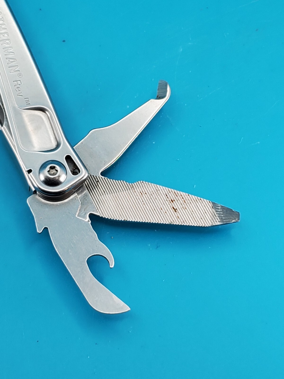 Leatherman Rev 3.8″ Multi-Tool, Stainless!
