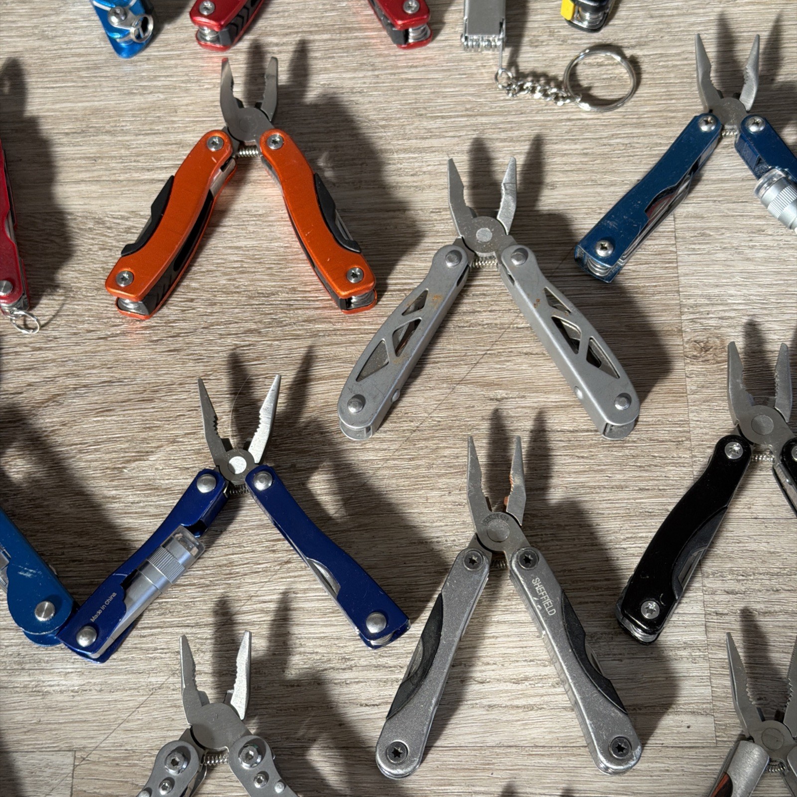 Lot Of 36 Multi Tools Pocket Knives Pliers Knife Tool Clean Outdoors Hunting