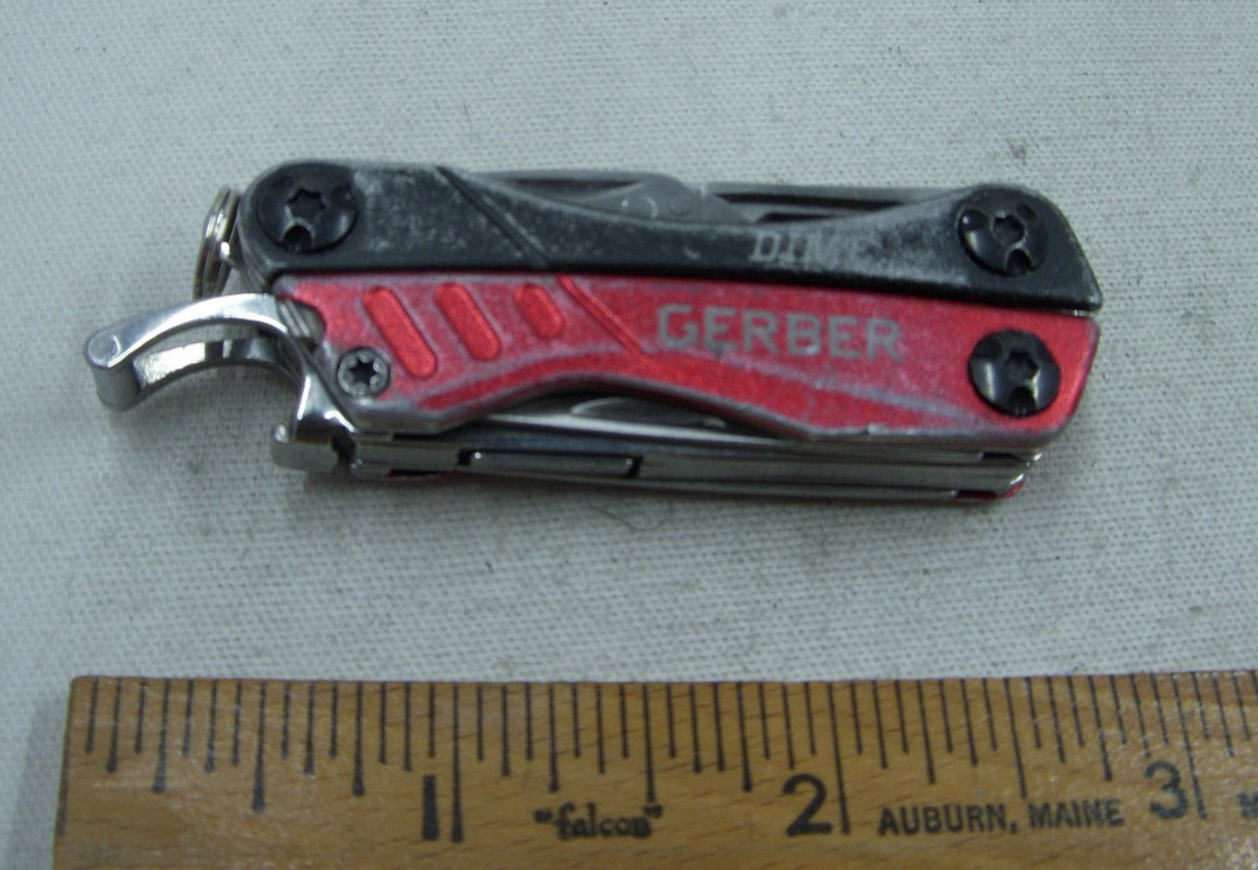 Gerber Dime 4660515D1 Red 11 Function Multi Tool