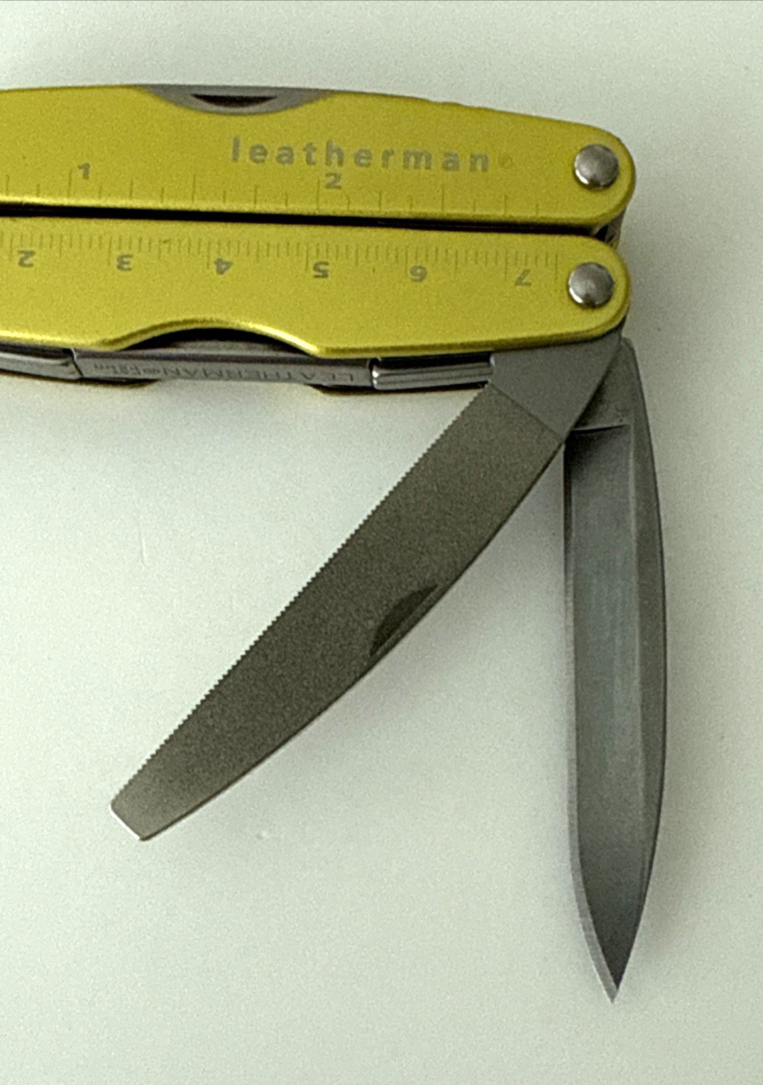 Leatherman Juice KF4 Multi-Tool Yellow USA