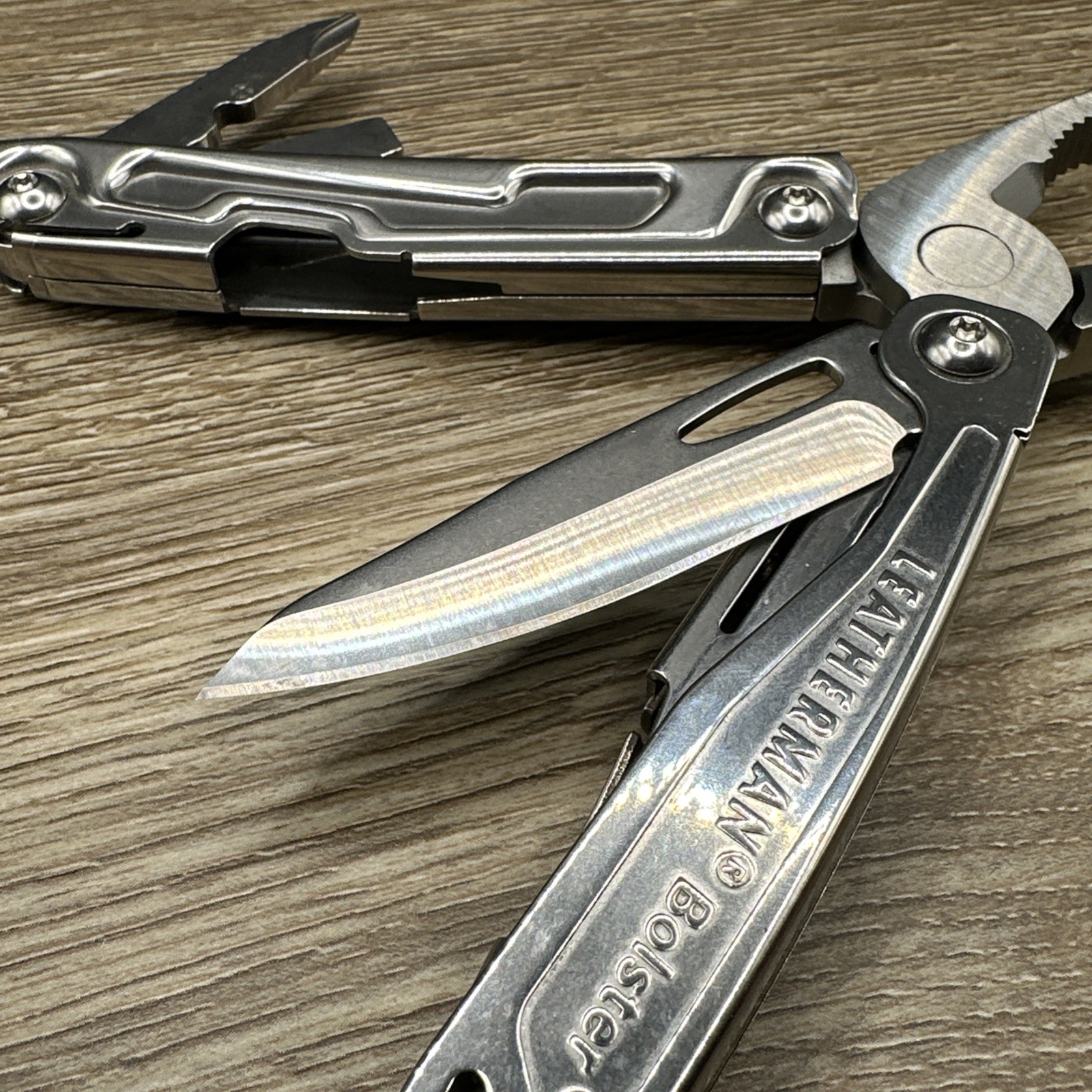 Leatherman Bolster 13 Tool Stainless Steel Folding EDC Multi-Tool VGUC Clean!