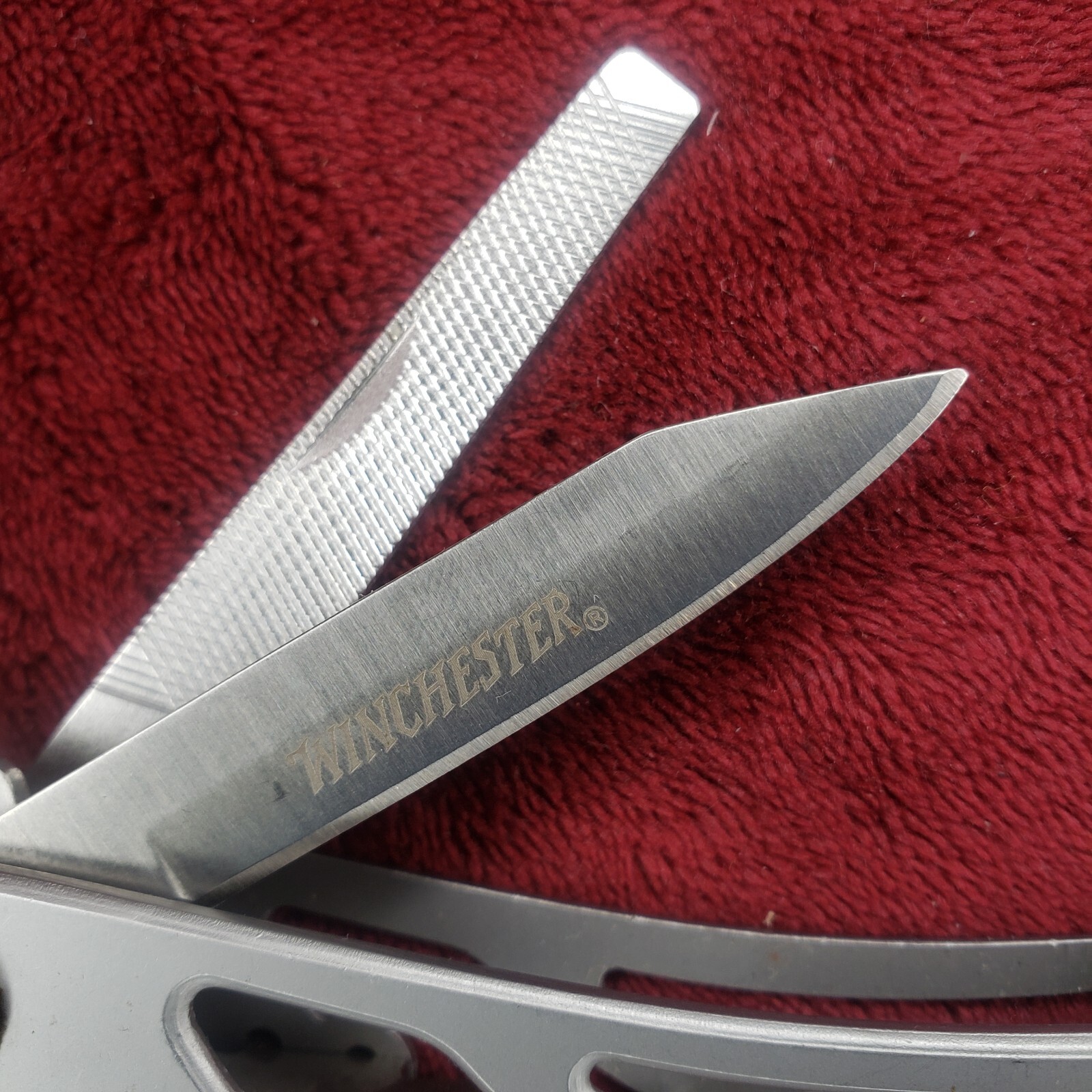 🔪 Winchester Winframe Knife Pliers Cutters Screwdriver Multi-Tool 22-41473