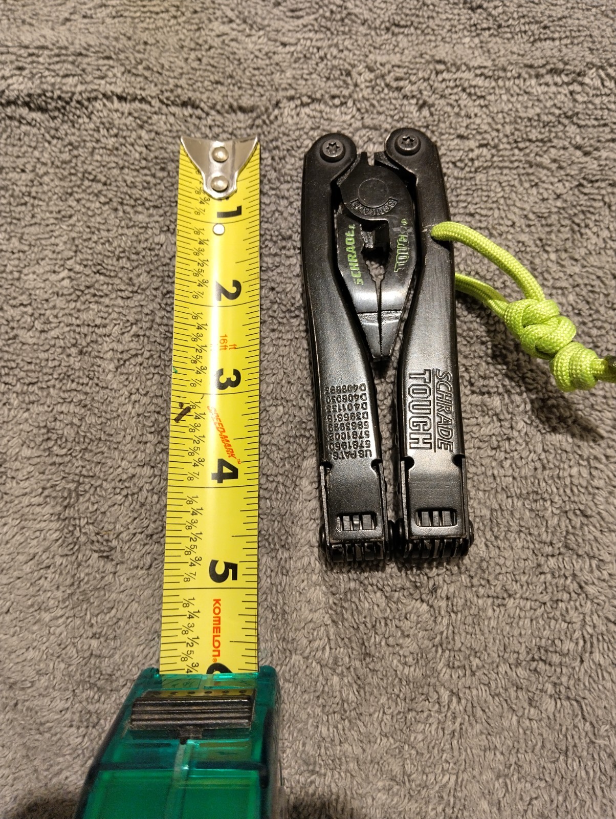 SCHRADE TOUGH TOOL Multitool/Black Finish with Leather Sheath