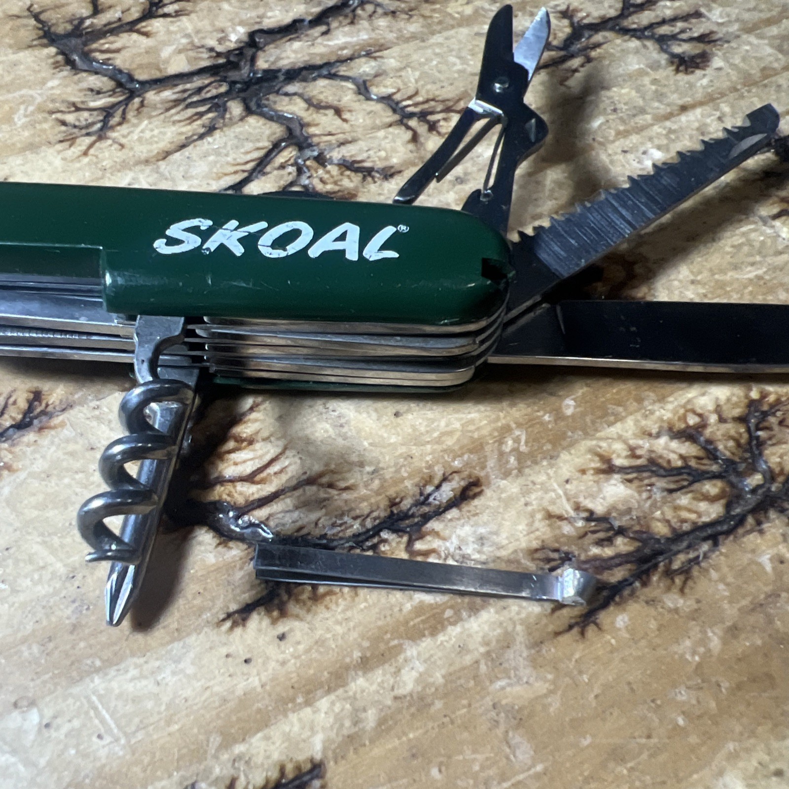 Skoal Multi Tool Collectible Promotional Swiss Army Utility Pocket Knife 13 Tool