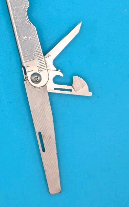 SOG Specialty Knives & Tools Multi Tool Lynnwood WA USA