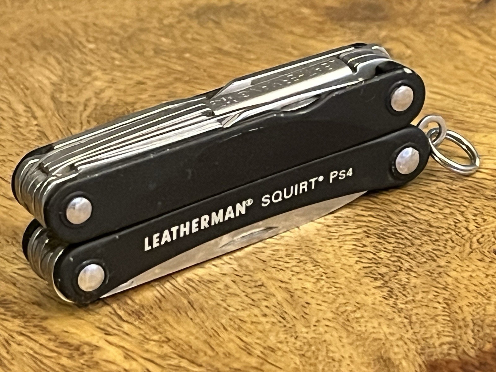 RETIRED Leatherman Squirt PS4 MultiTool Black DISCONTINUED SUPER NICE!