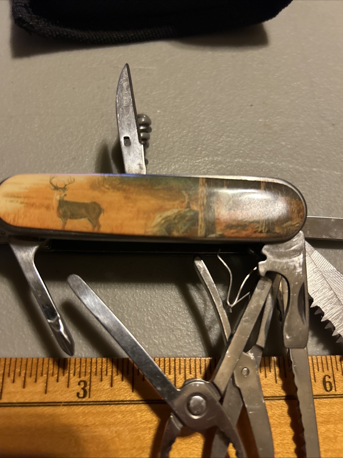 Utility Knife, multi tool numerous tools, with sheath 13 Knifes & Tools Deers