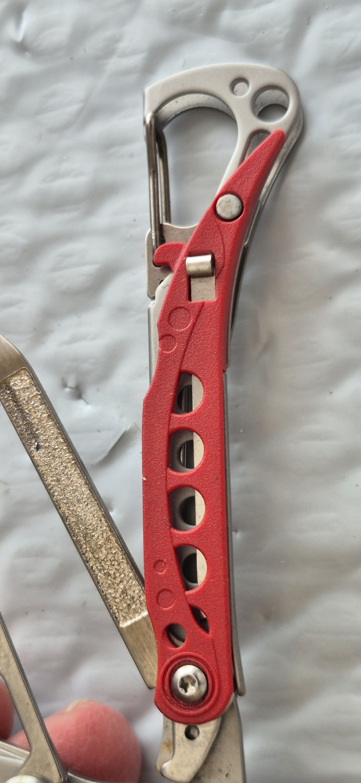 LEATHERMAN Style PS Multi Tool. RED. LOOKS UNUSED.DISCONTINUED? READ DESCRIPTION