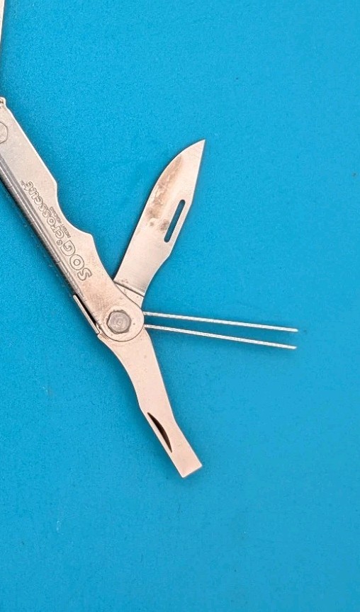 SOG Crosscut Multitool Knife!