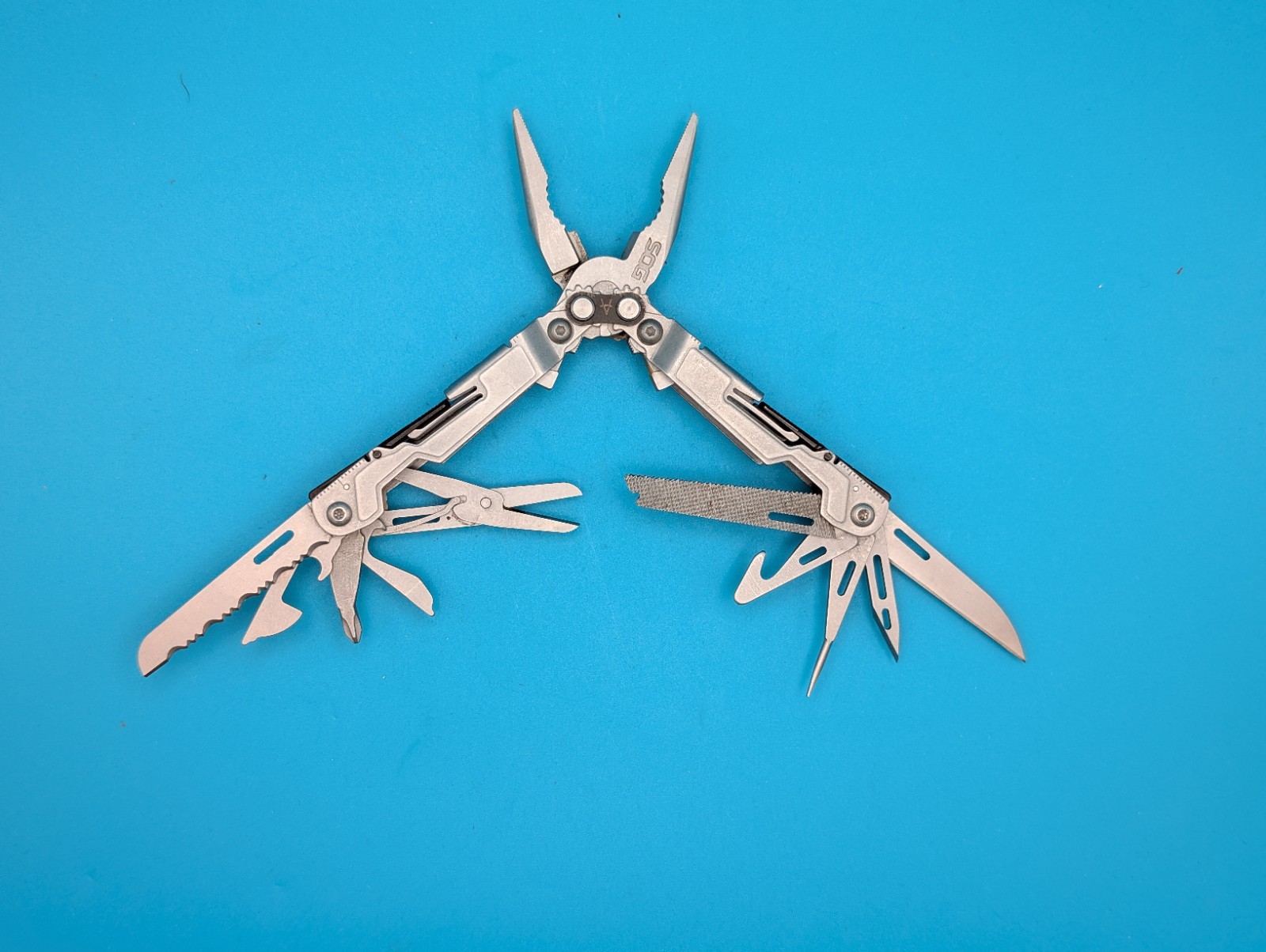SOG PowerPint Tool Compact Lightweight Silver Multi-Tool!