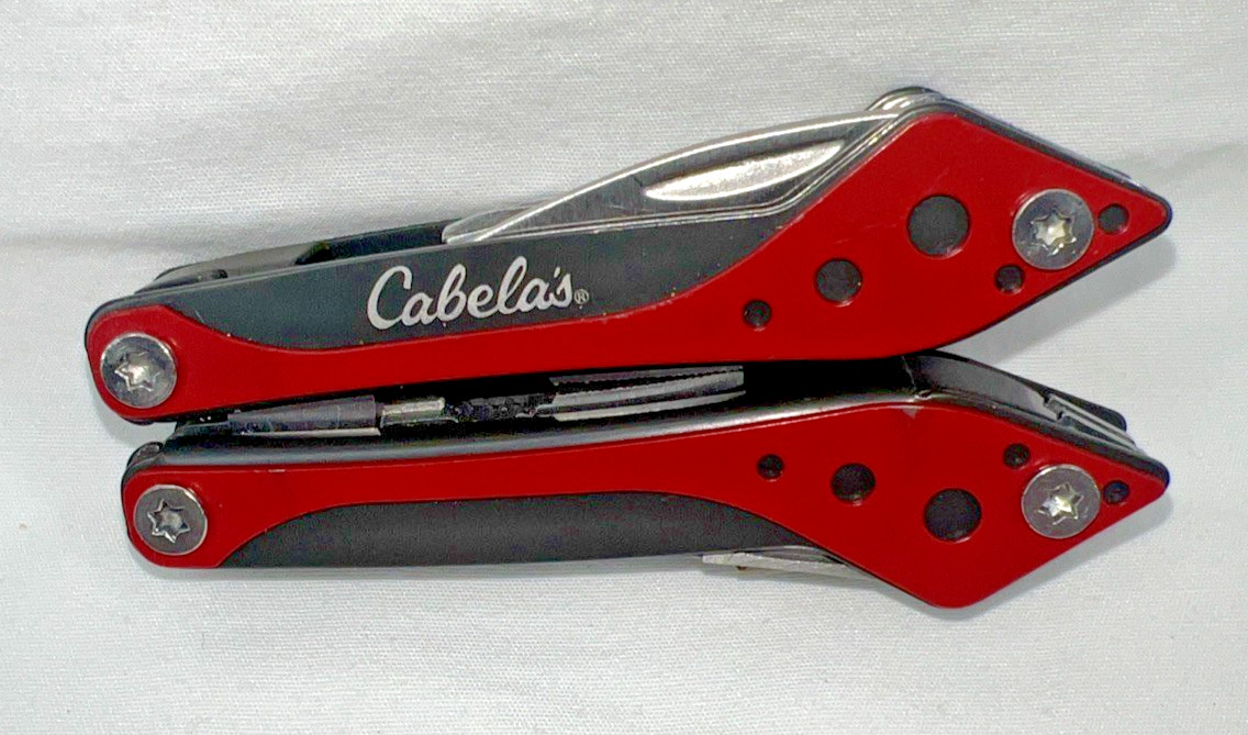 Cabela’s Multitool Red Pliers Screwdriver Knife Utility Pocket Tool Folded 3″
