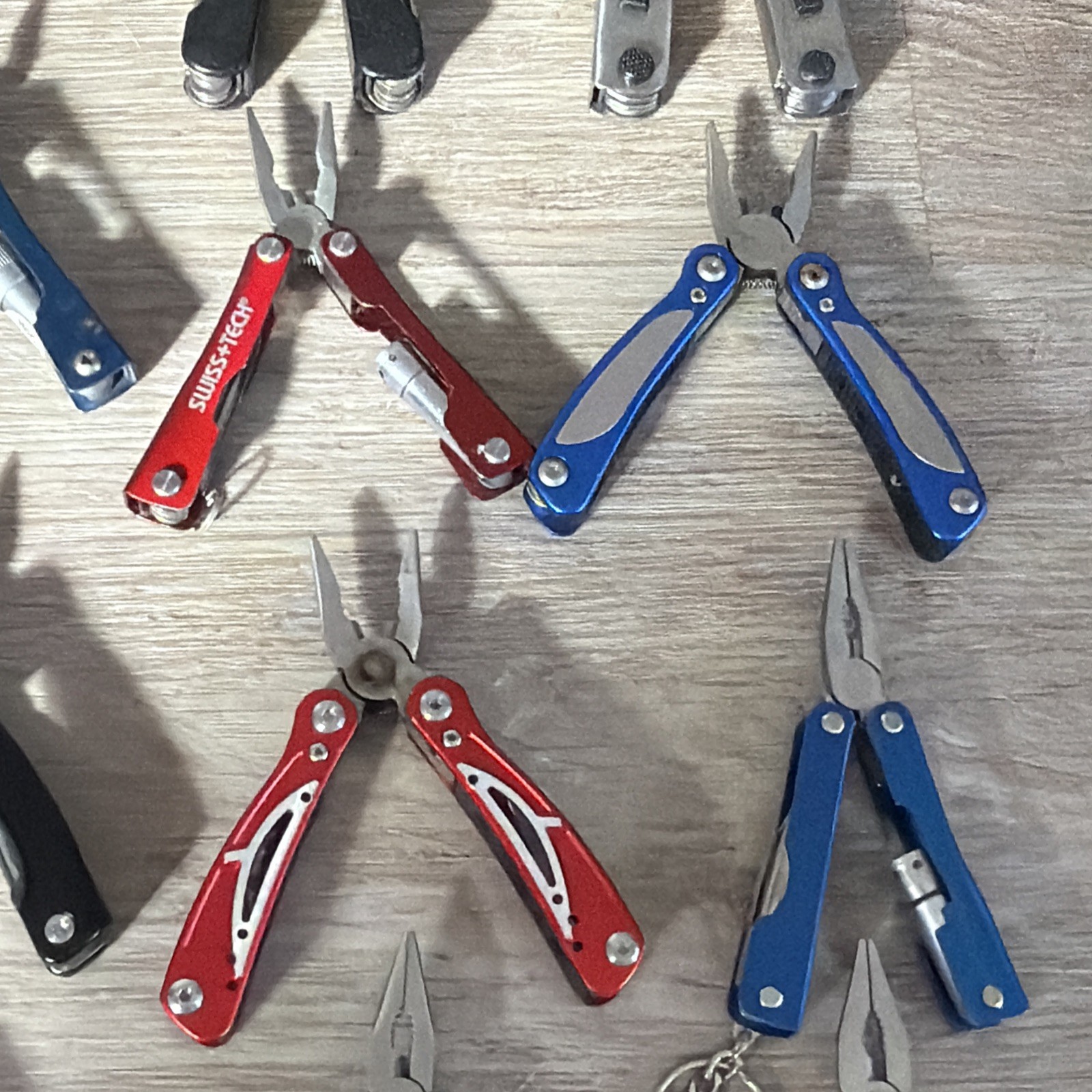 Lot Of 36 Multi Tools Pocket Knives Pliers Knife Tool Clean Outdoors Hunting