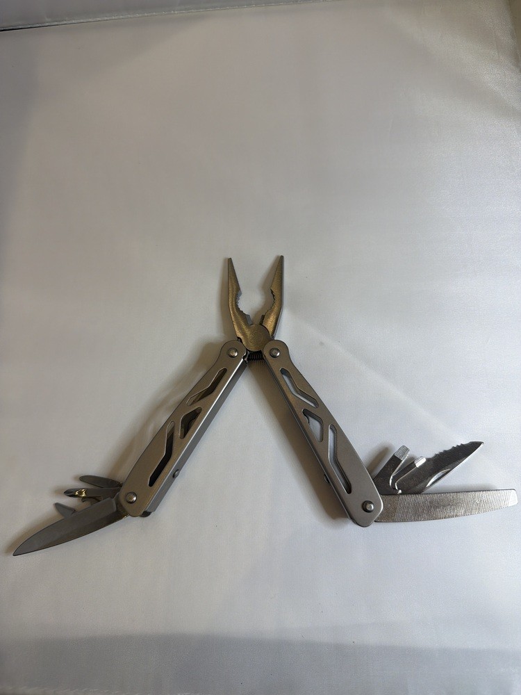 OZARK TRAIL MULTI-TOOL