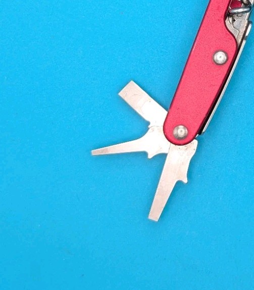 Leatherman Juice C2 Red Multi Tool! RETIRED!
