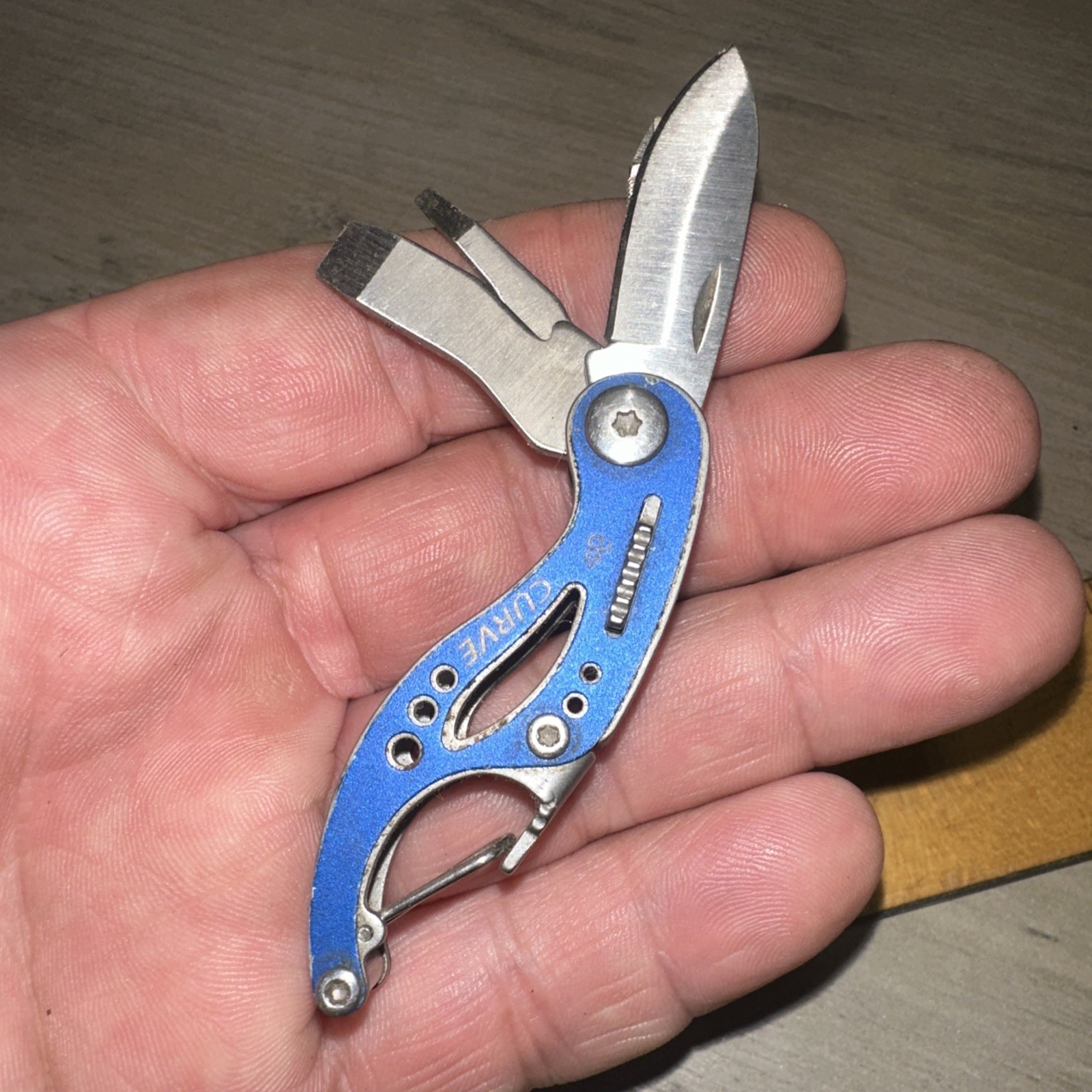 Gerber Curve Knife/Multi-Tool, Lockback, 6 Tools Blue Used