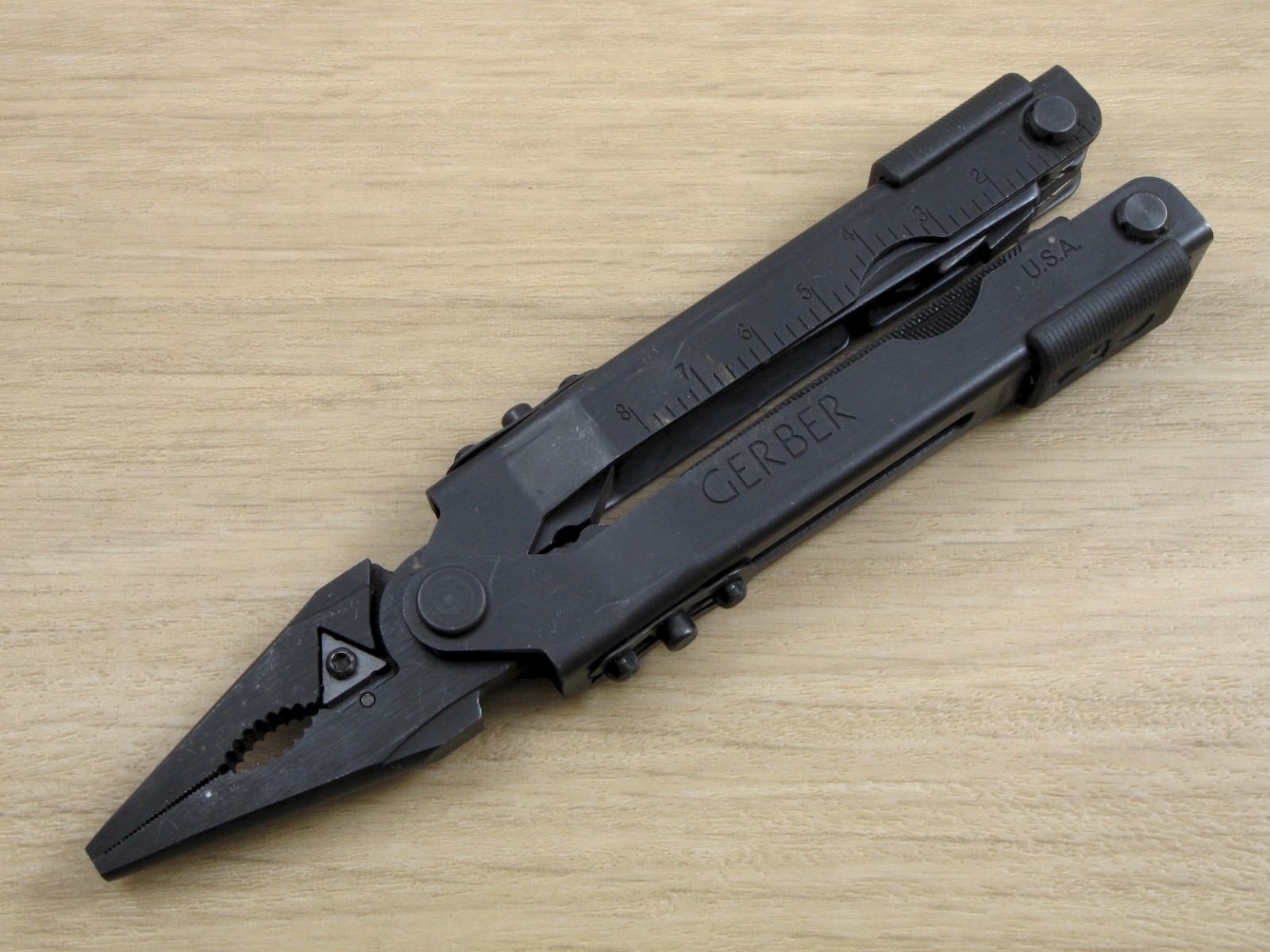 Gerber MP600 Multi-Tool Multi-Plier Needlenose Carbide Cutters, Black Oxide
