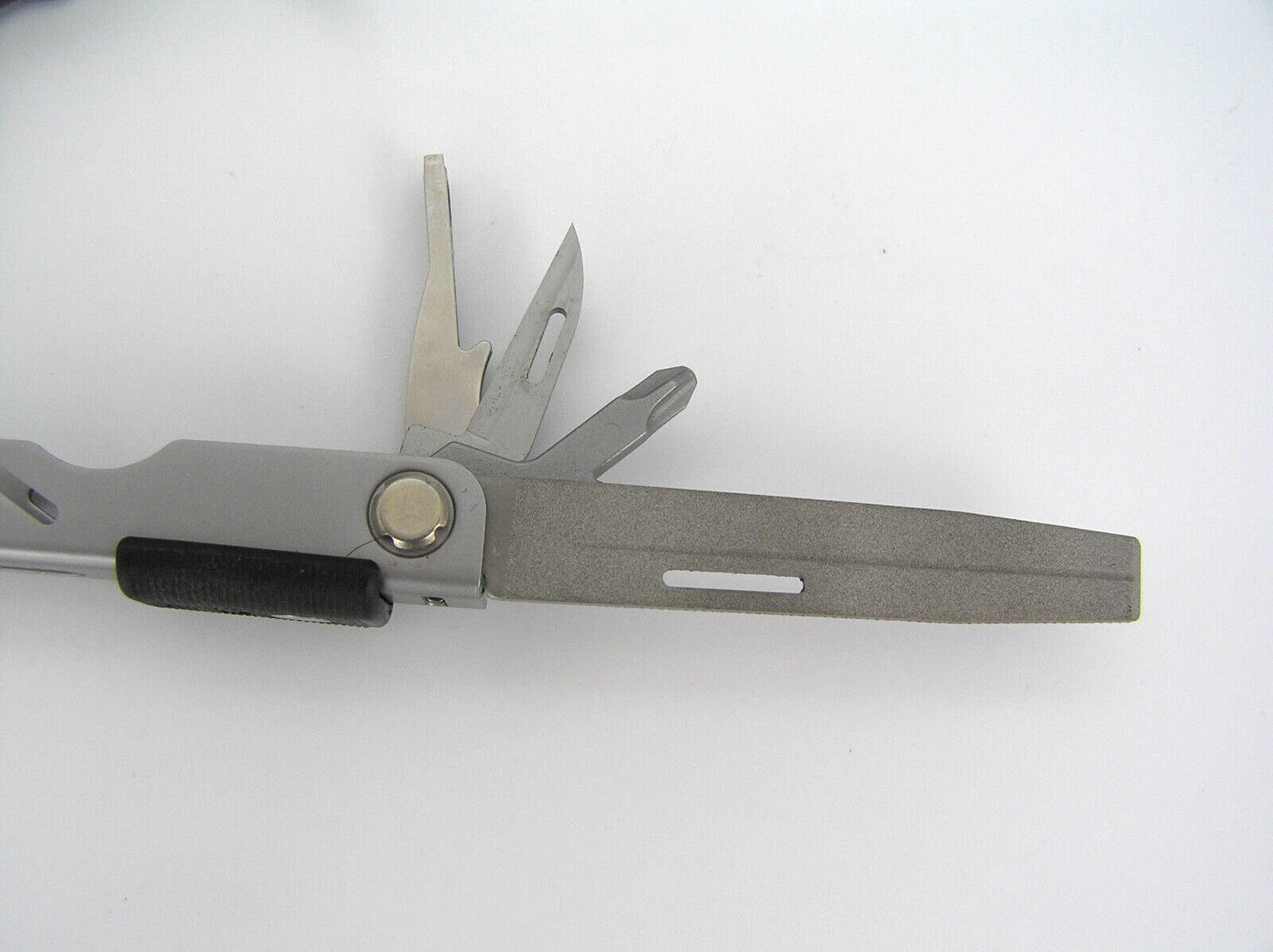 Gerber Fisherman MP400 Multi Tool w/ Sheath & Original Box Excellent Condition!