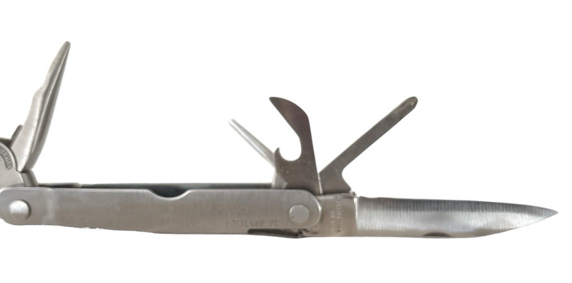 Retired 1999 Leatherman Super Tool Multitool Oct 1999 with Nylon Sheath Exc Cond