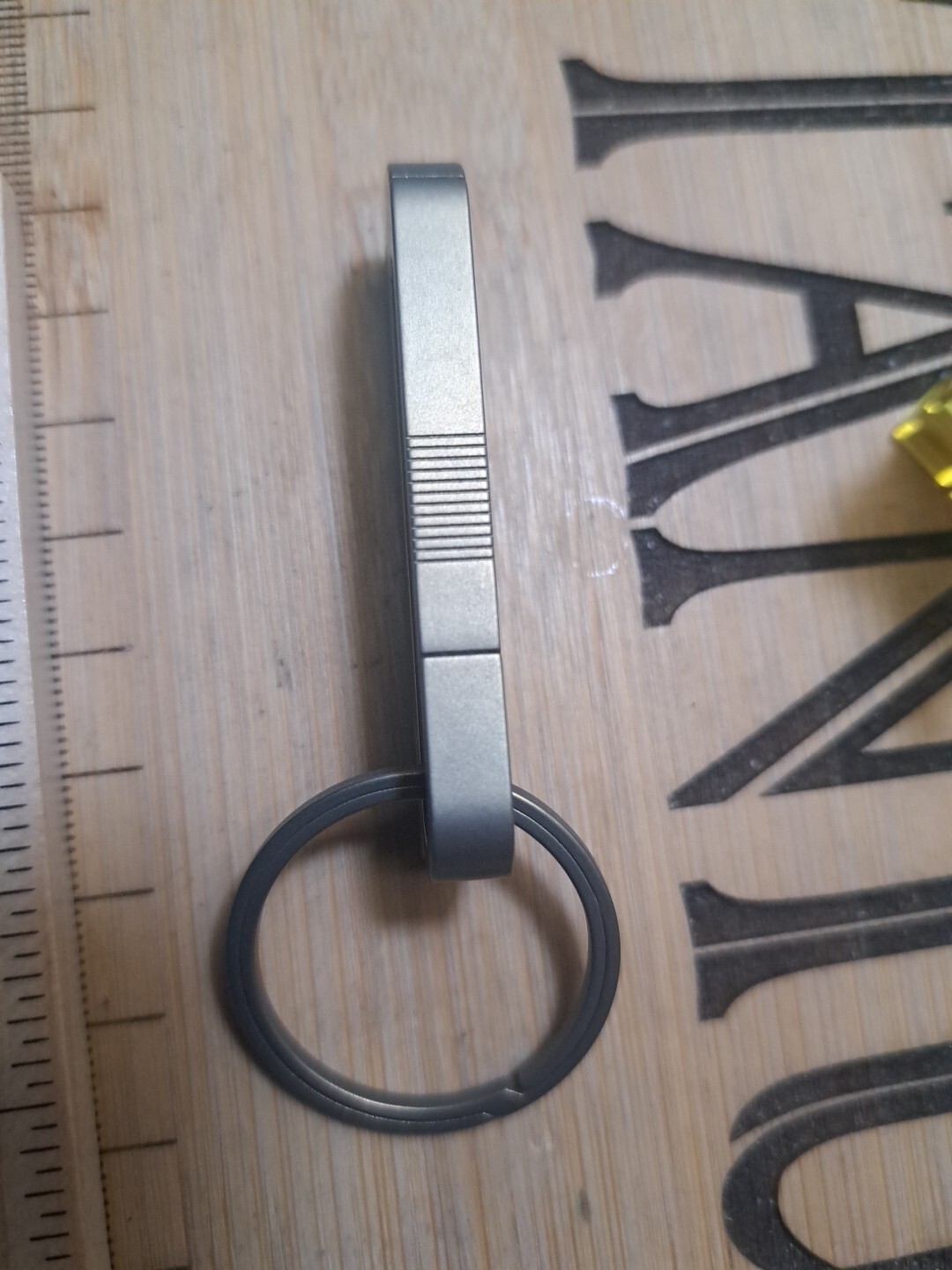 Custom Anodized Titanium Alloy Carabiner Belt Clip