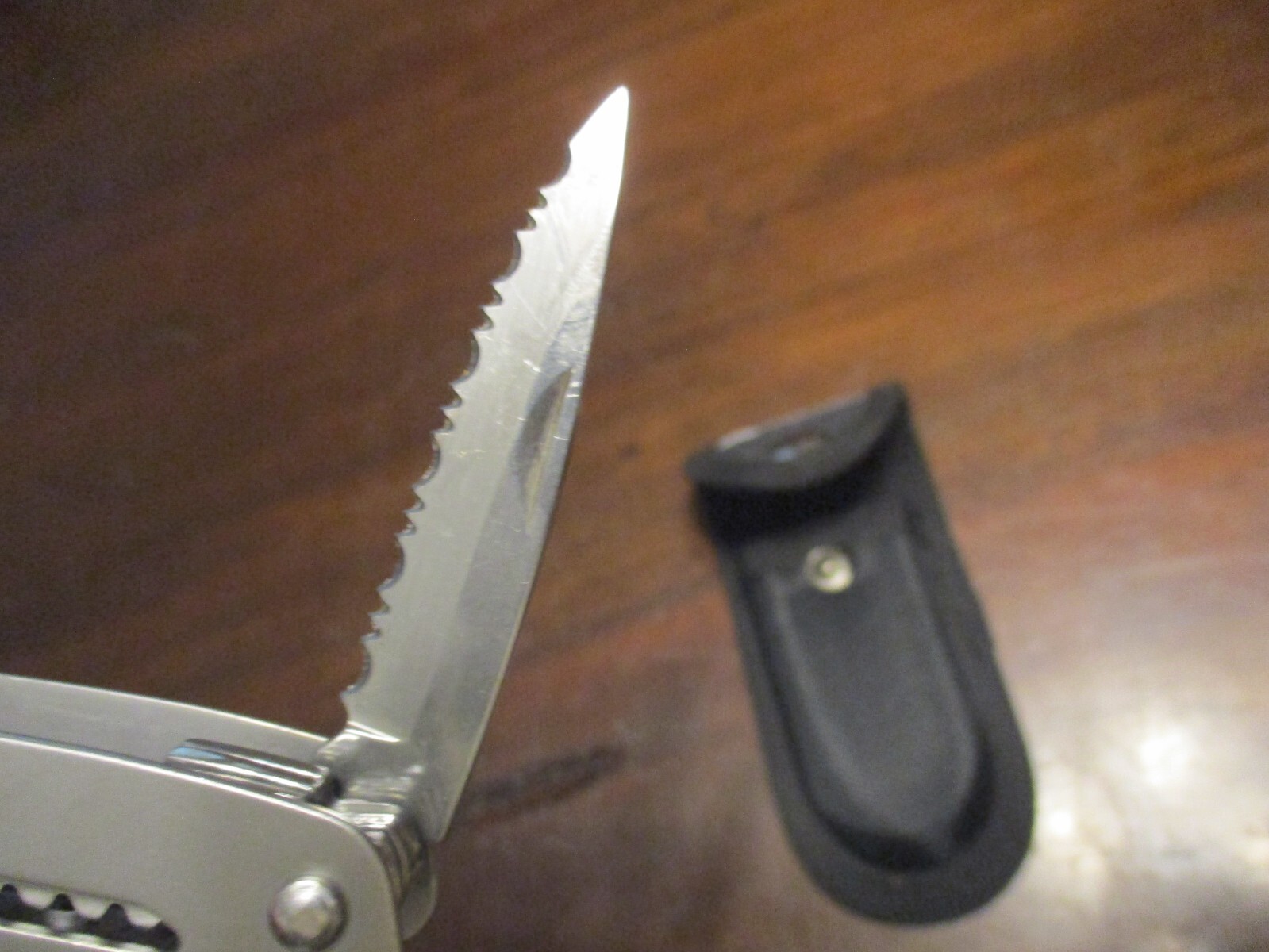 Ozark Trail Outdoor Equipment quality hunt fish camp 9 in 1 Multi Tool in sheath
