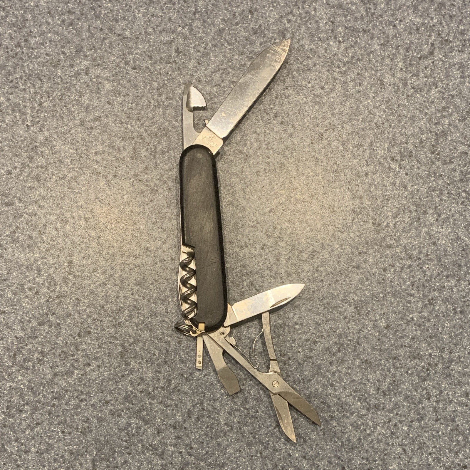 Victorinox Swiss Army Knife Black Multi-Tool 7 Tools, 2.5in Plain Blade