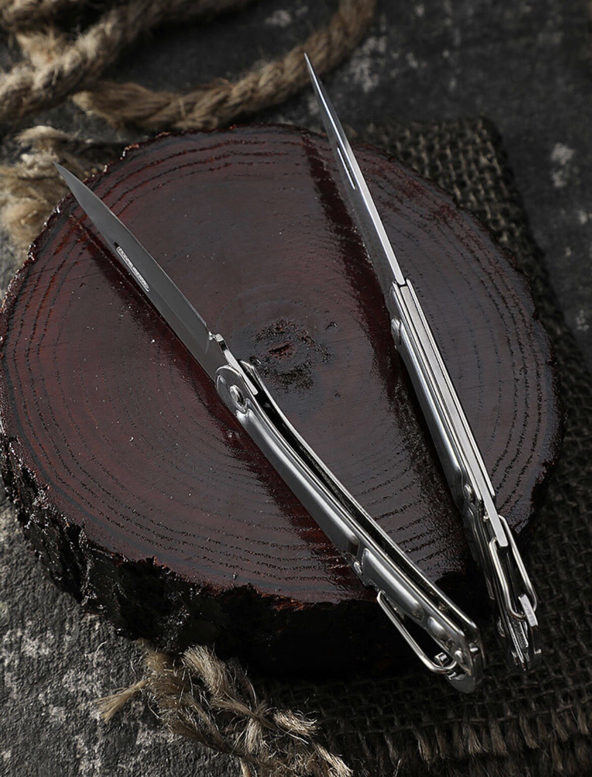 Small Folding Knife Survival Outdoor Tactical Pocket Knife Keychain, Hunting EDC