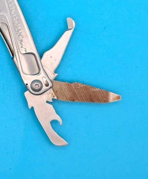 Leatherman Rev 3.8″ Multi-Tool, Stainless! *BANK OF LABOR*