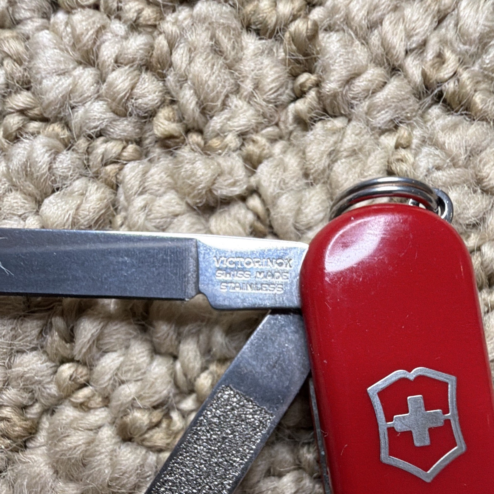 Victorinox Classic SD Red Swiss Army Multi-Tool 5 Tools Scissors Knife Nail File