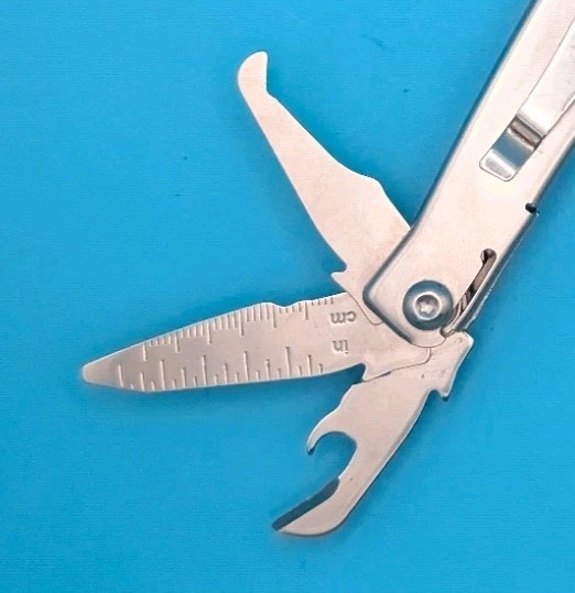 Leatherman Rev 3.8″ Multi-Tool, Stainless!