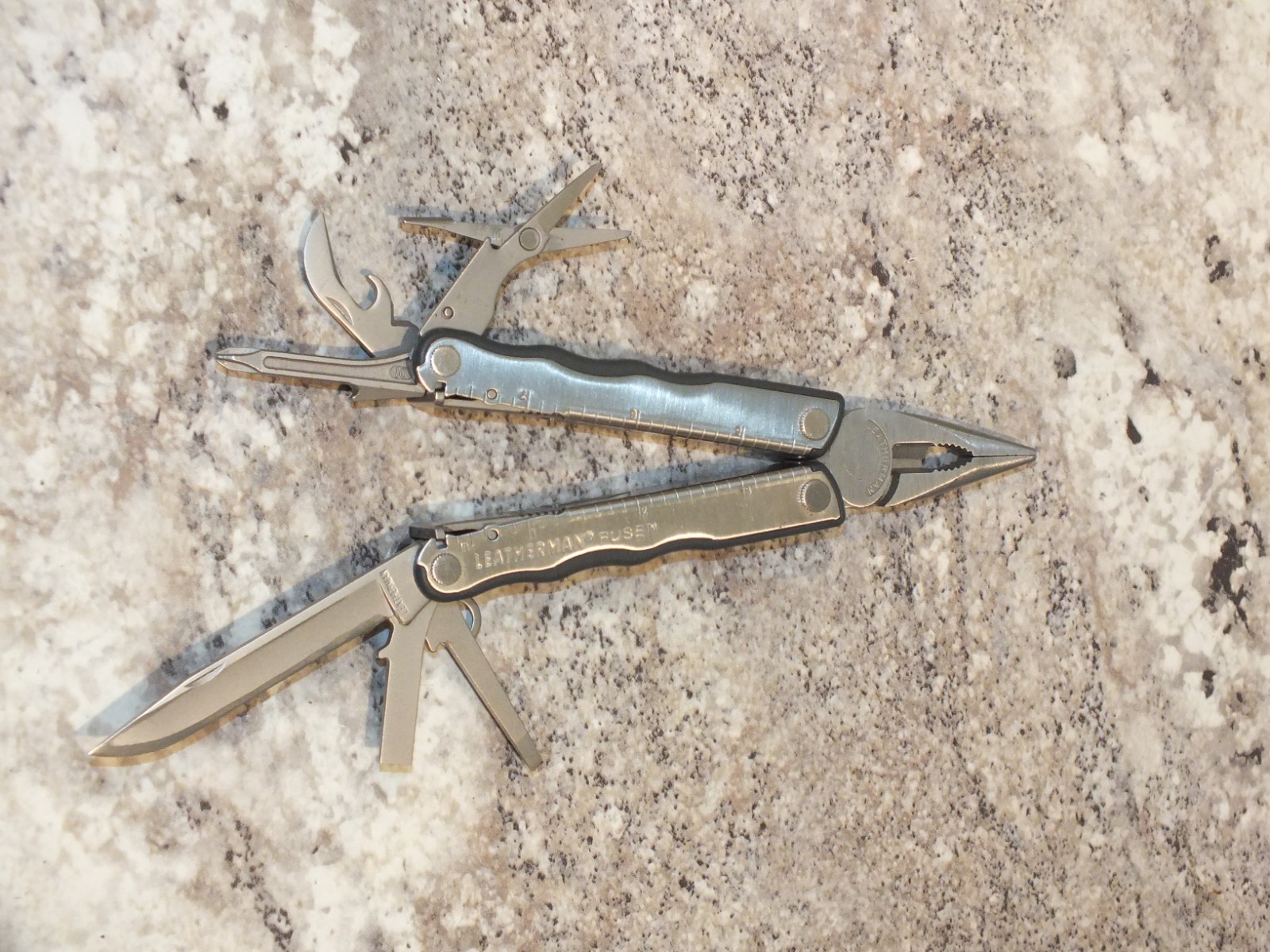Leatherman Fuse Multi Tool 0405 Date Code