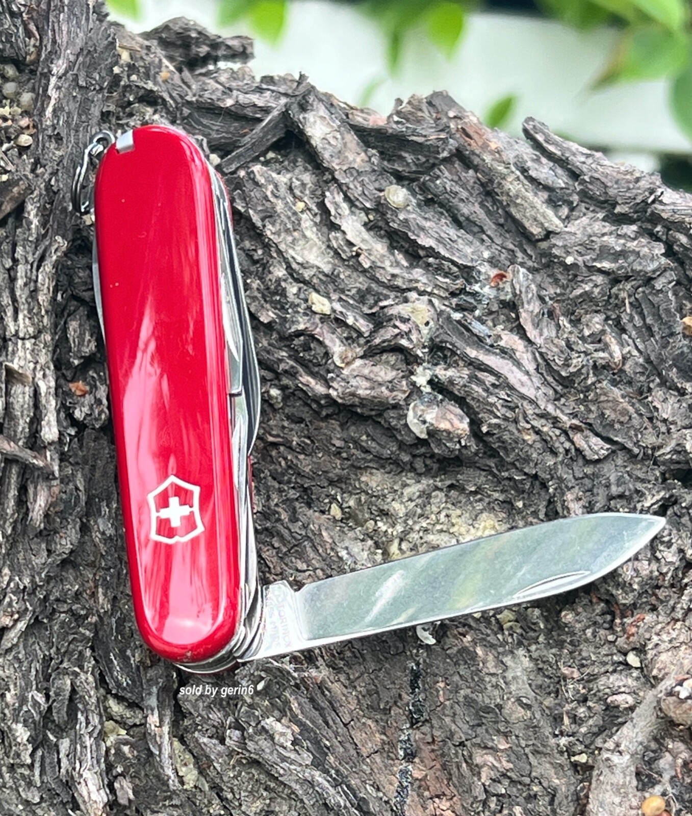 Swiss Army Original Knife Red Huntsman 15 Functions Victorinox 1.3713 New In Box