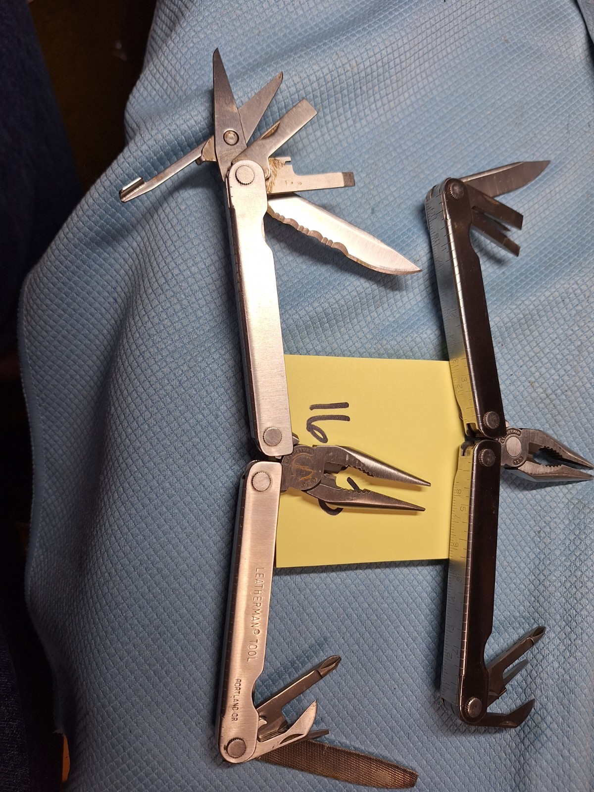 2 LEATHERMAN ORIGINAL PST Multi Tool Knife Excellent Lot 1623