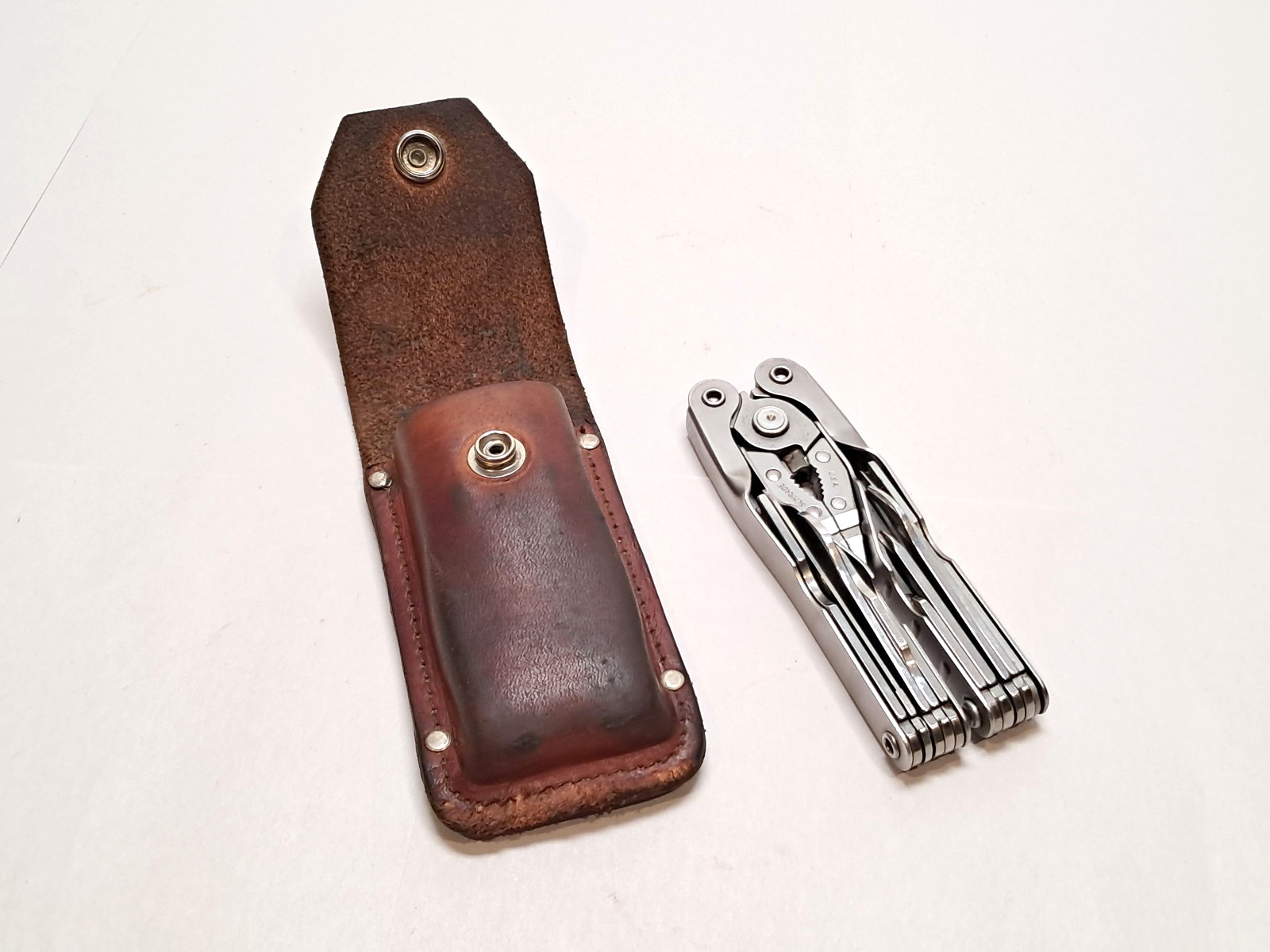 Vtg Schrade Tough Tool Multitool Made In USA w/ Leather Sheath