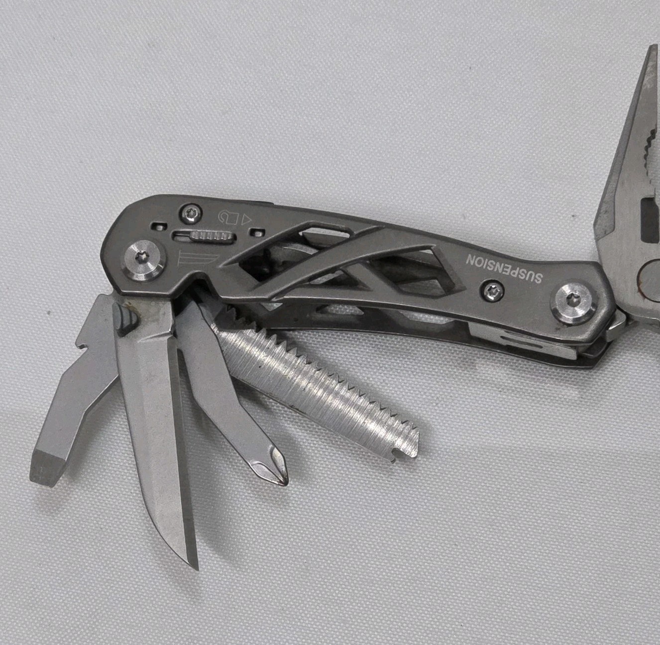 Gerber Suspension-NXT Stainless Steel Multi Tool 15 Tools 31-003889 USED EUC