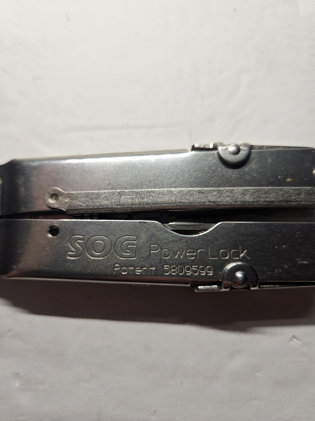 Vintage SOG PowerLock Multi Tool 5809599