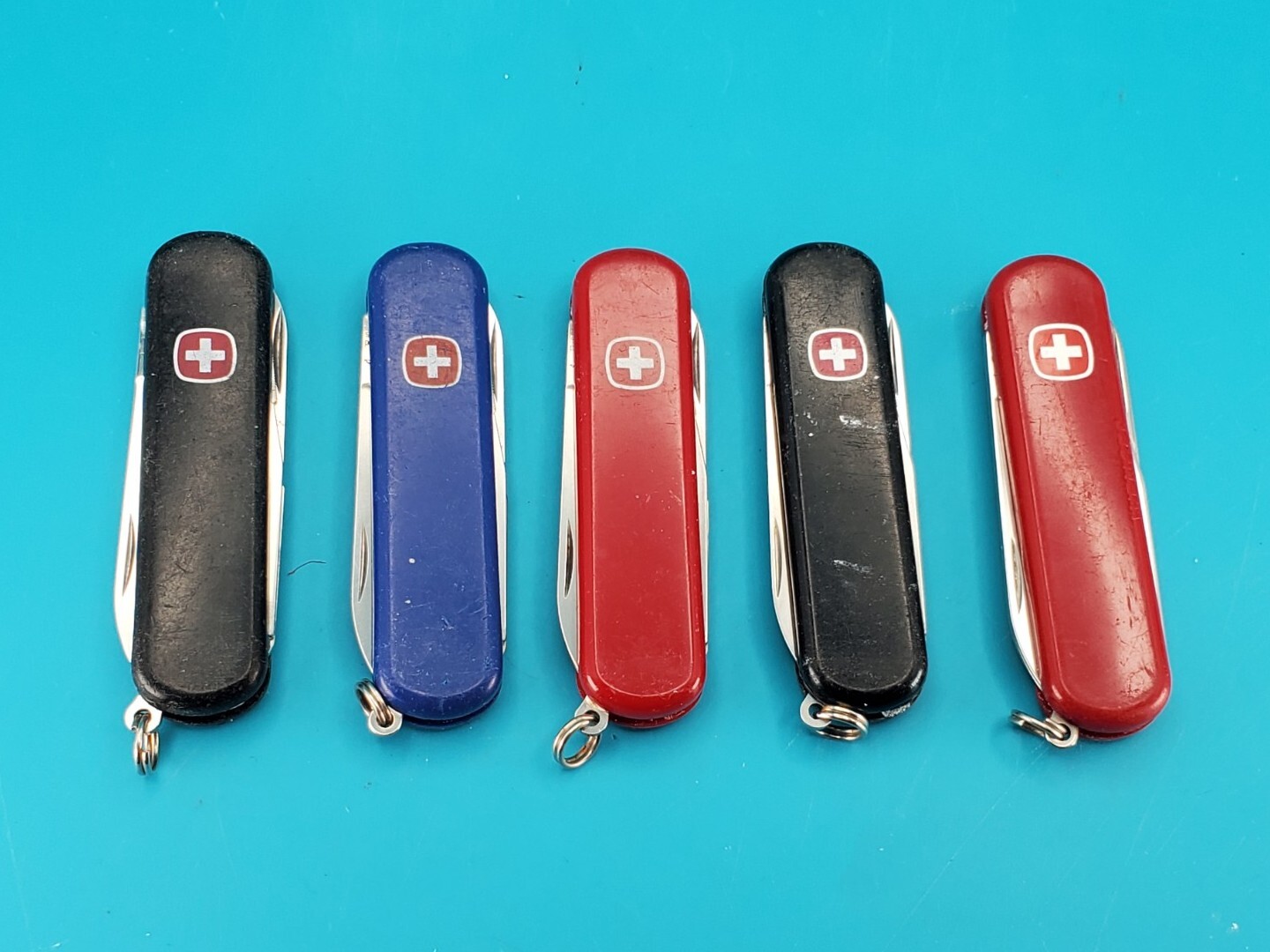 Lot of 5 Wenger Esquire Swiss Army Knife Multi Tools!