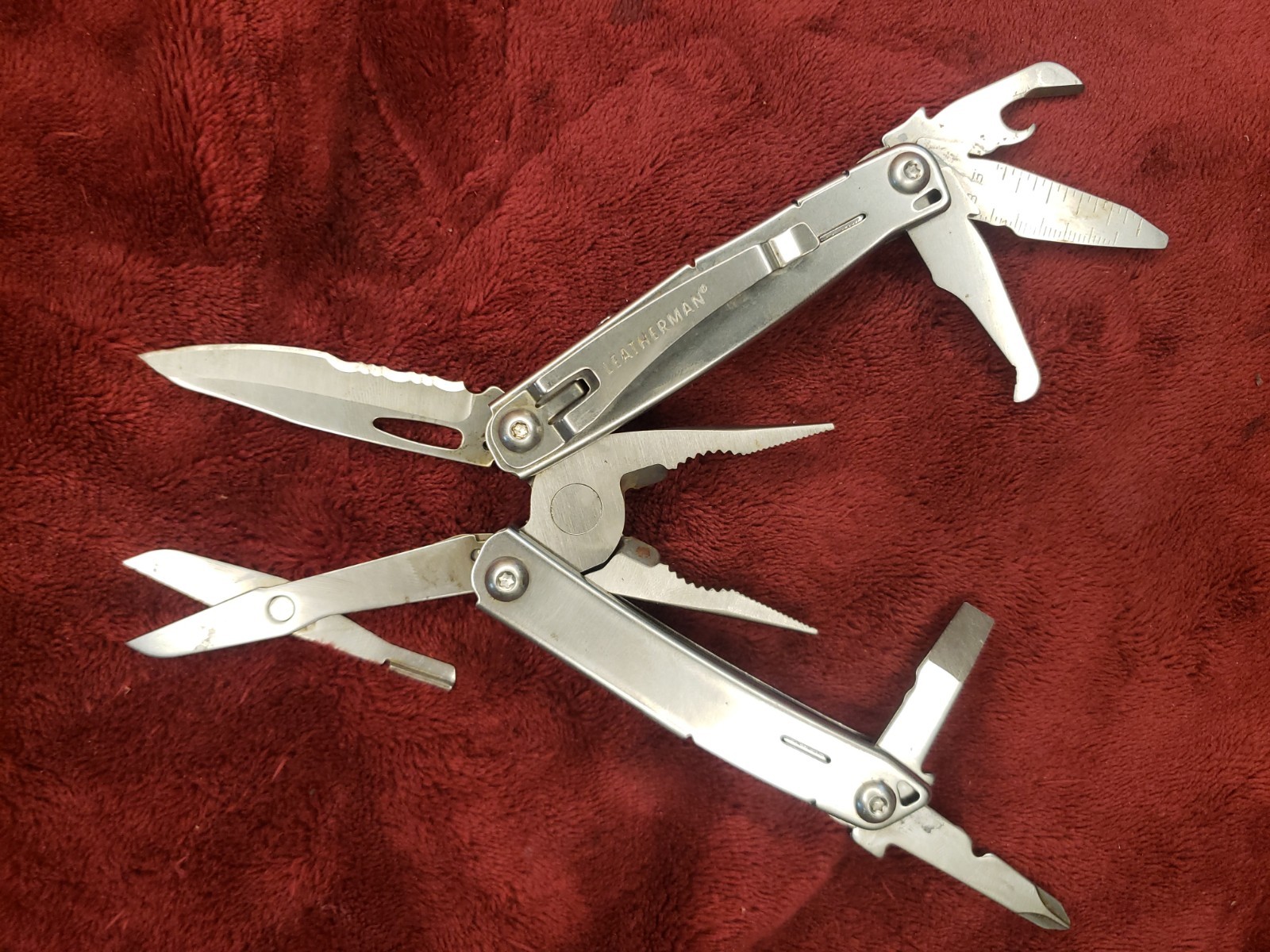 Leatherman Wingman Multi Tool 0717 Date Code