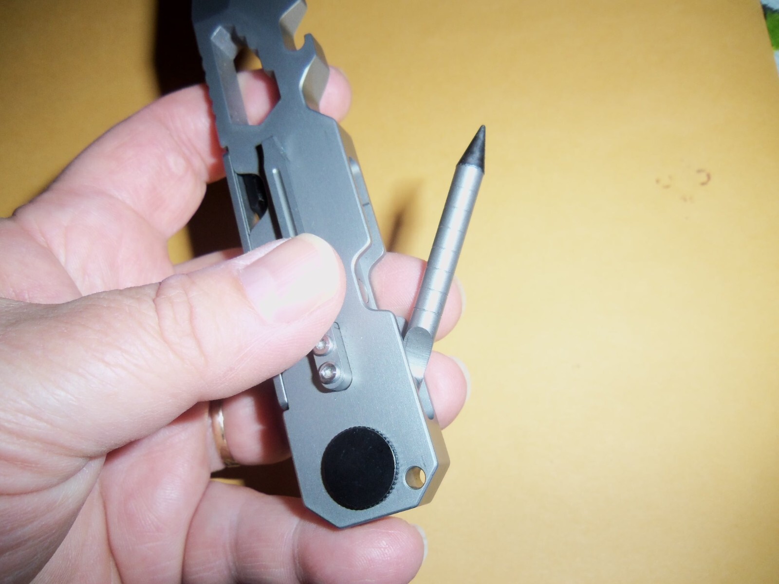 GIARIAITUS Prybar EDC 10 -In-1 Multi Tool With Ratchet Nice LOOK!