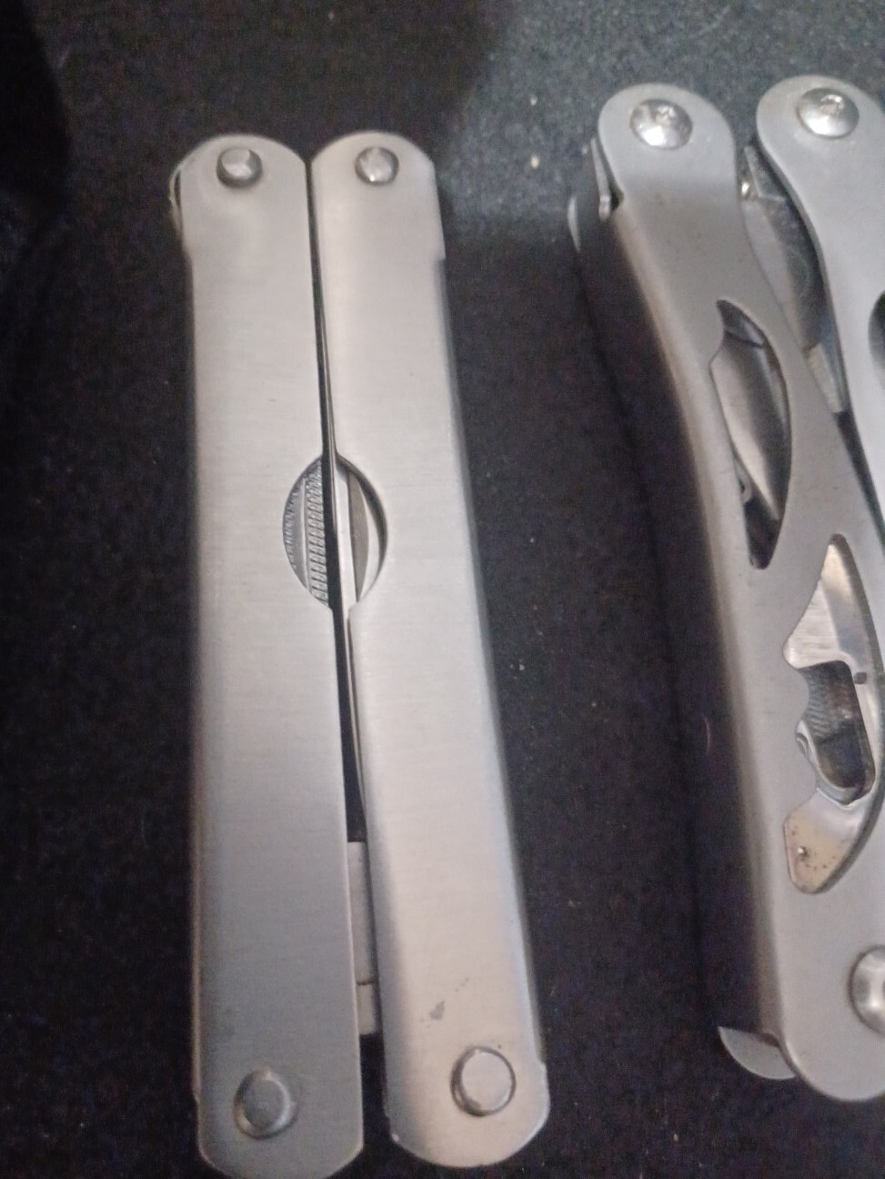2 – ALLTRADE Multi-Tools 1 Small 1 Large w/Dual Nylon Belt Loop Case -Very Nice